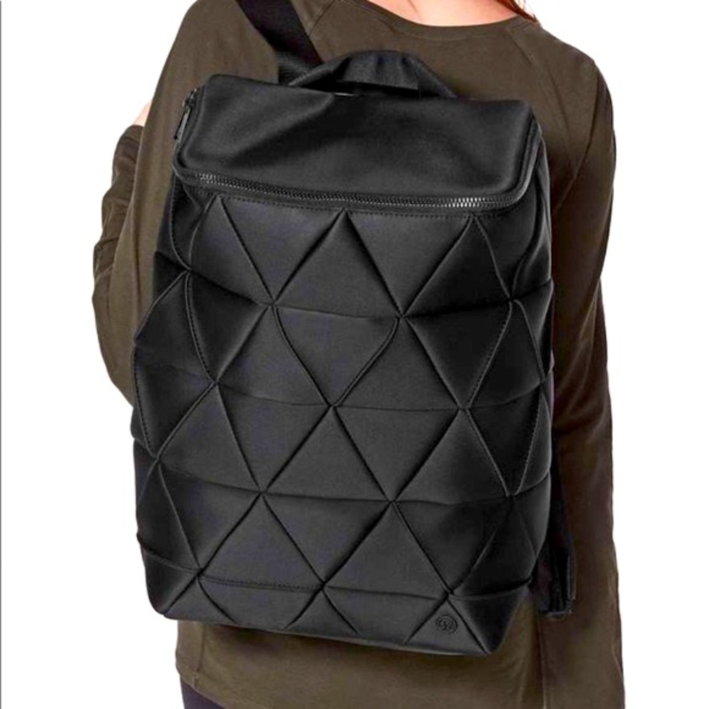 Lululemon Get Set Backpack Quilted 19L Black